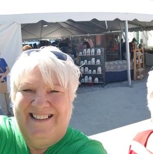 Meet your Posher, Diane